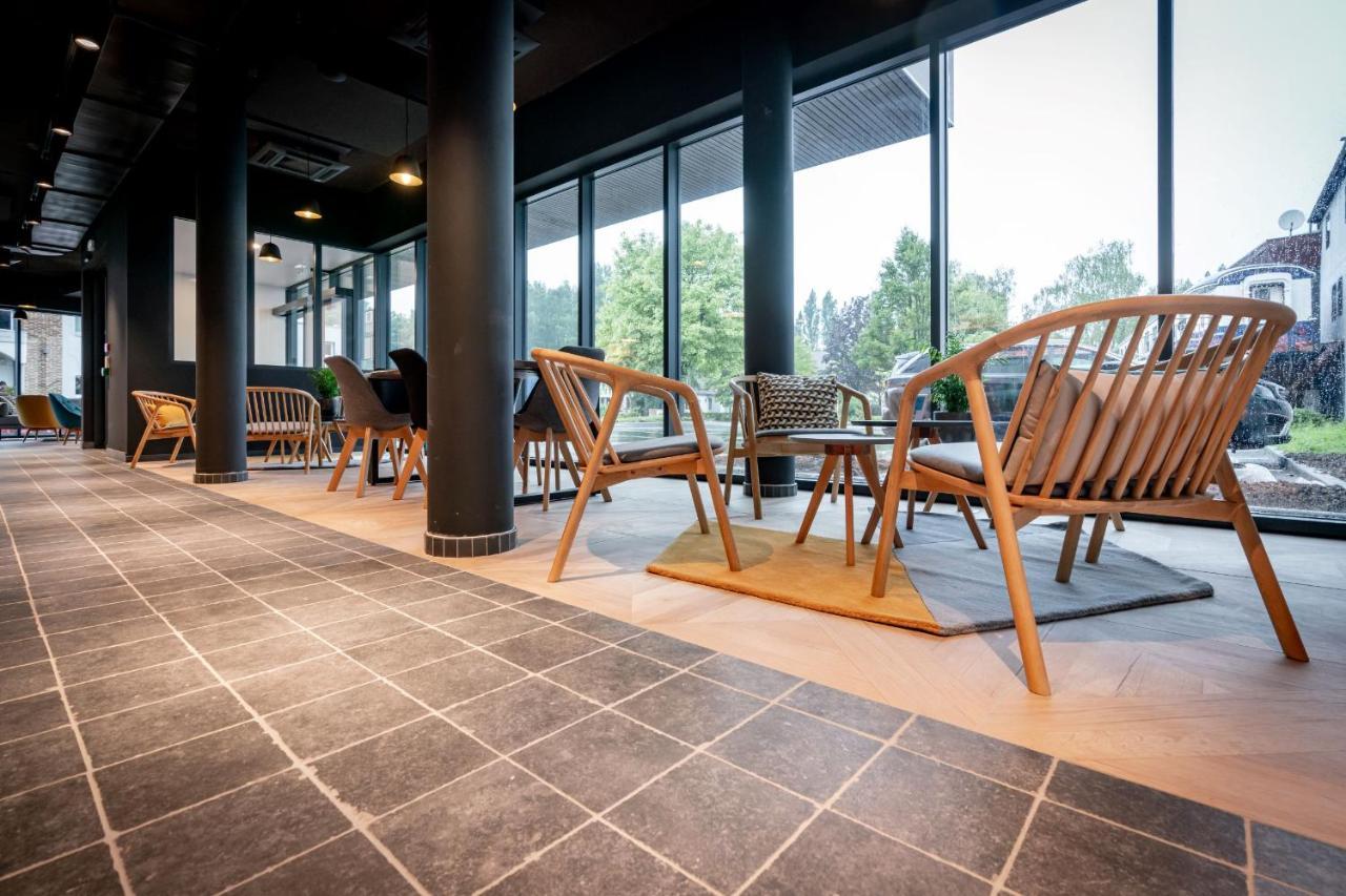 Ibis Styles Valenciennes Petite Foret Ngoại thất bức ảnh