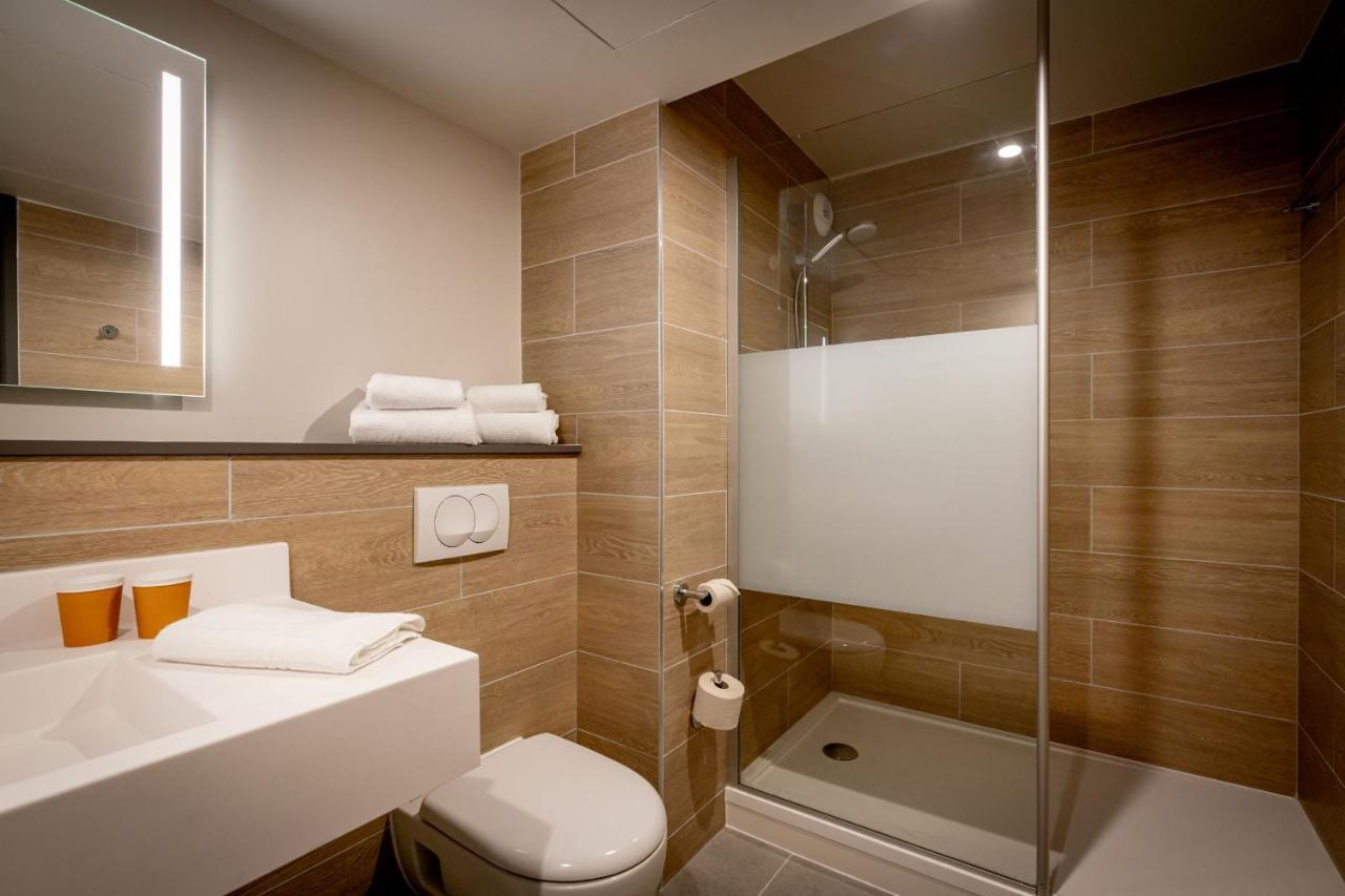 Ibis Styles Valenciennes Petite Foret Ngoại thất bức ảnh