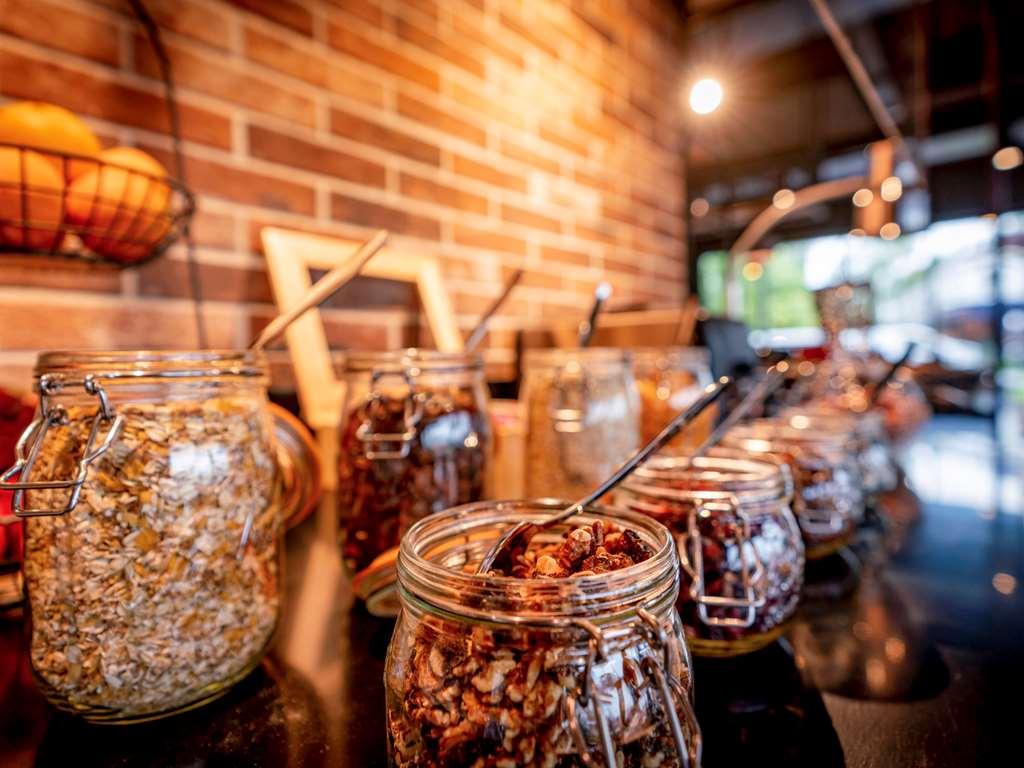 Ibis Styles Valenciennes Petite Foret Ngoại thất bức ảnh